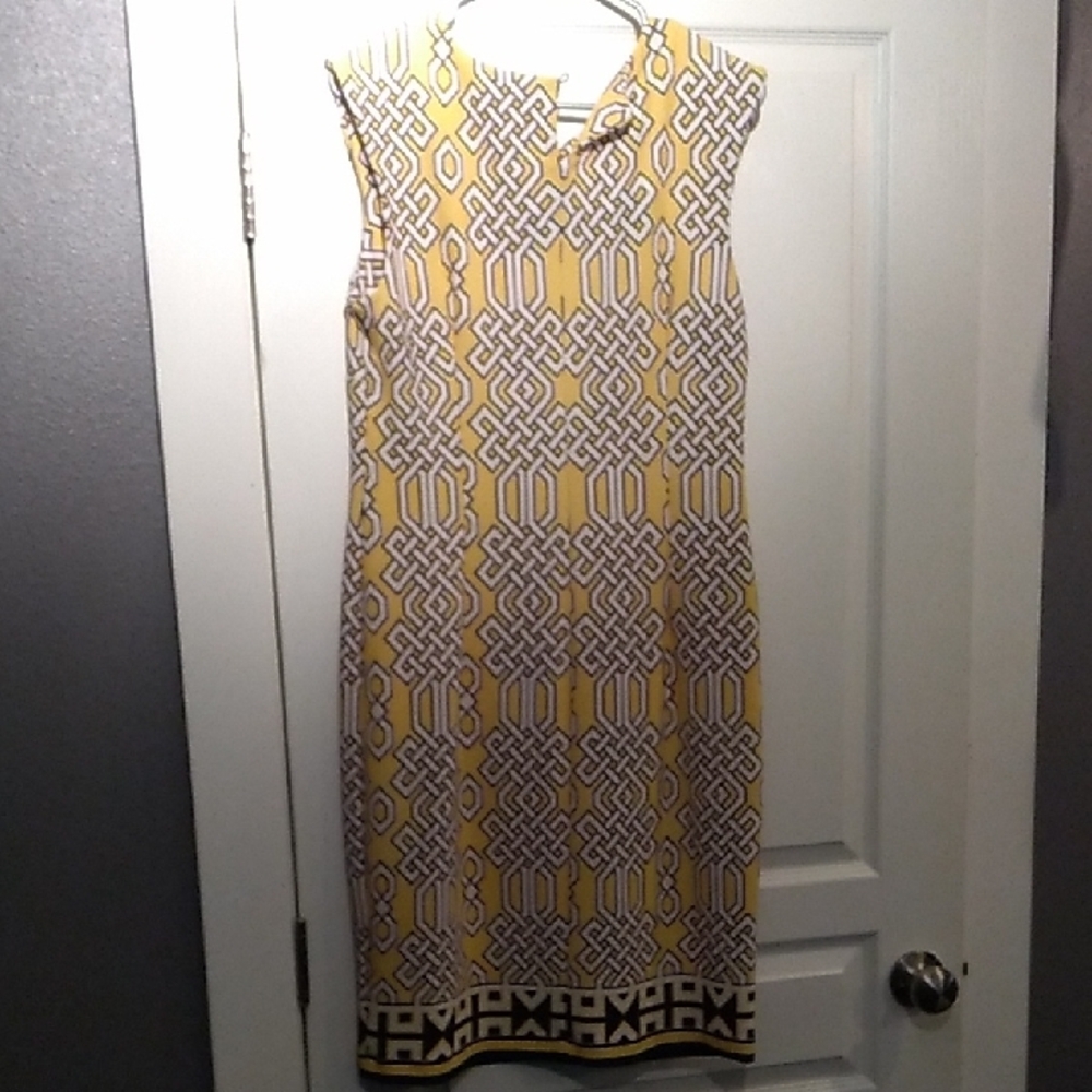 Yellow Geometric Pattern Dress - Picture 3 of 3